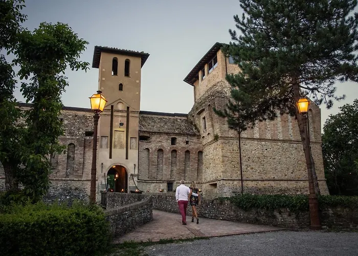 منزل ريفي Castello Di