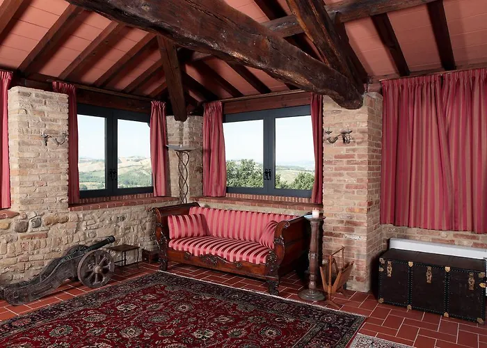 منزل ريفي Castello Di *