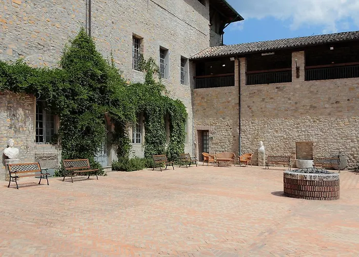 Castello Di منزل ريفي