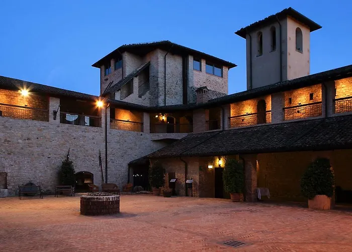 Castello Di منزل ريفي Felino