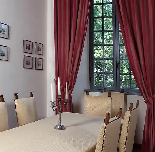 منزل ريفي Castello Di Felino