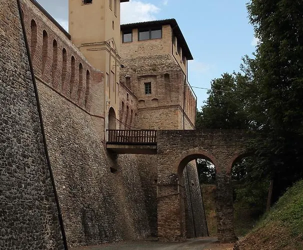 منزل ريفي Castello Di *