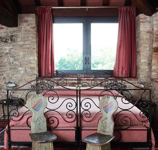 منزل ريفي Castello Di *