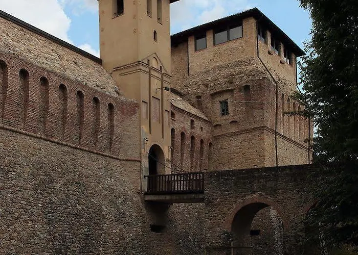 منزل ريفي Castello Di *