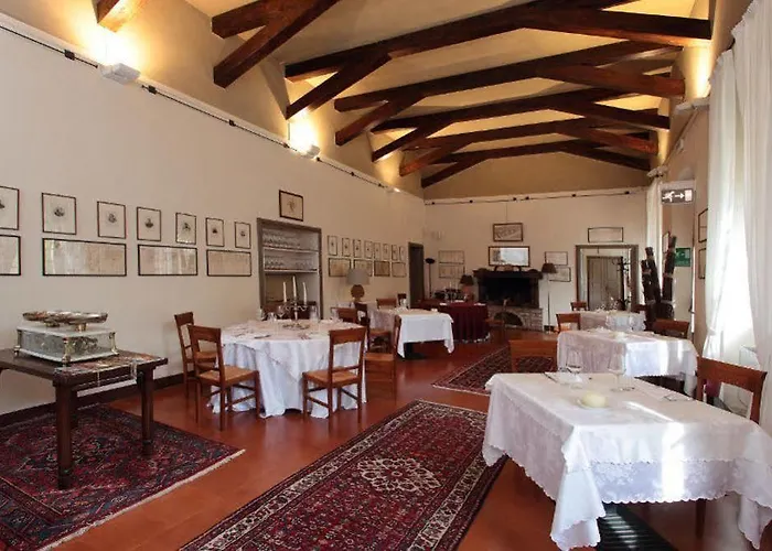 费利诺城堡乡村民宿 * Felino